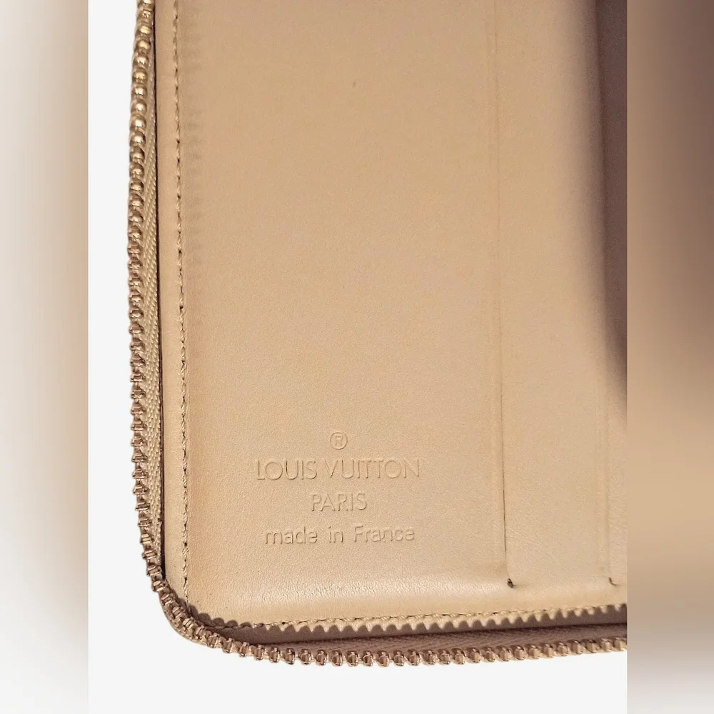 Louis Vuitton Monogram Vernis Compact Zippy Wallet W/ Box, Dustbag, & COA - Picture 12 of 16